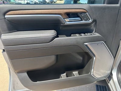 2025 Chevrolet Silverado 3500 HD High Country