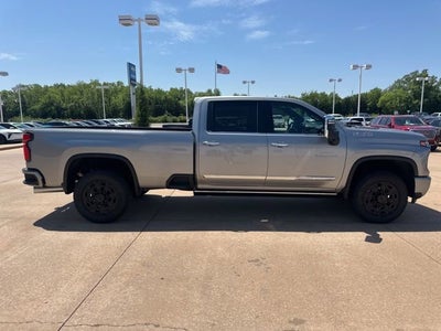 2025 Chevrolet Silverado 3500 HD High Country