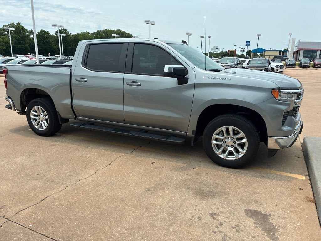 2025 Chevrolet Silverado 1500 LT