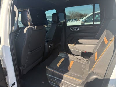 2022 GMC Yukon XL AT4