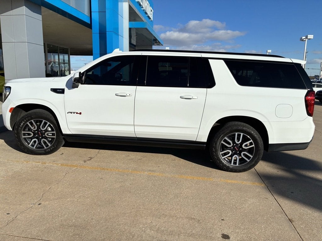 2024 GMC Yukon XL AT4