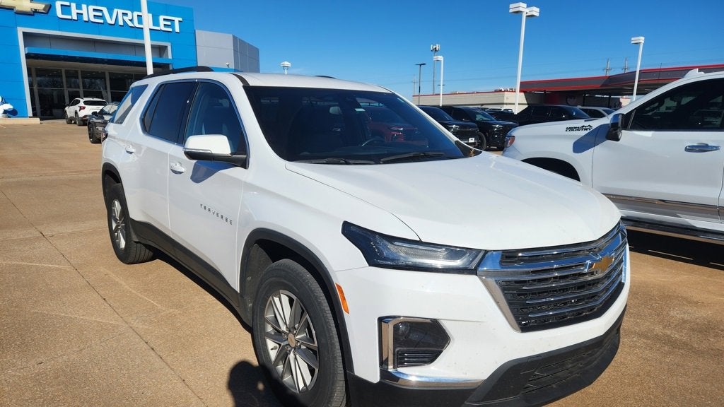 2023 Chevrolet Traverse LT Cloth