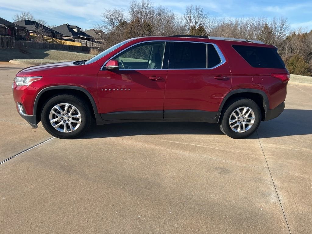 2018 Chevrolet Traverse LT Cloth