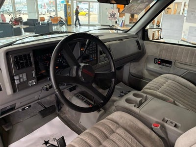 1993 Chevrolet Suburban Base