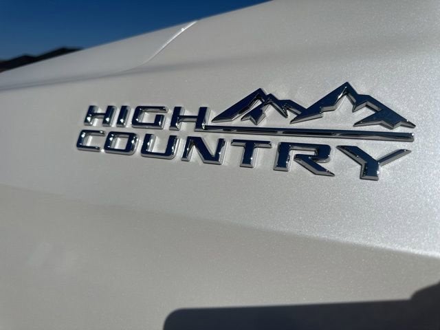 2025 Chevrolet Suburban High Country