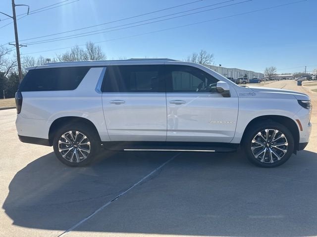 2025 Chevrolet Suburban High Country