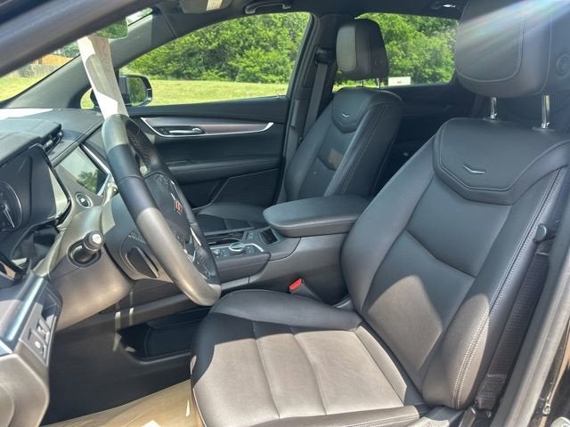 2024 Cadillac XT5 Luxury