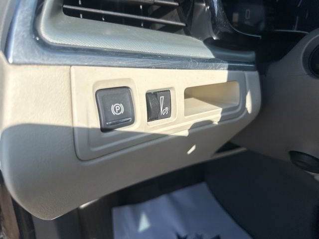 2017 Cadillac XT5 Luxury FWD