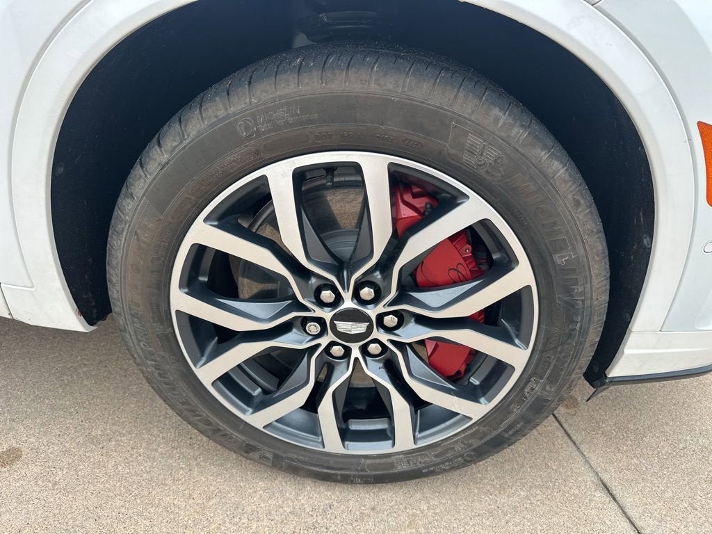 2025 Cadillac XT6 Sport