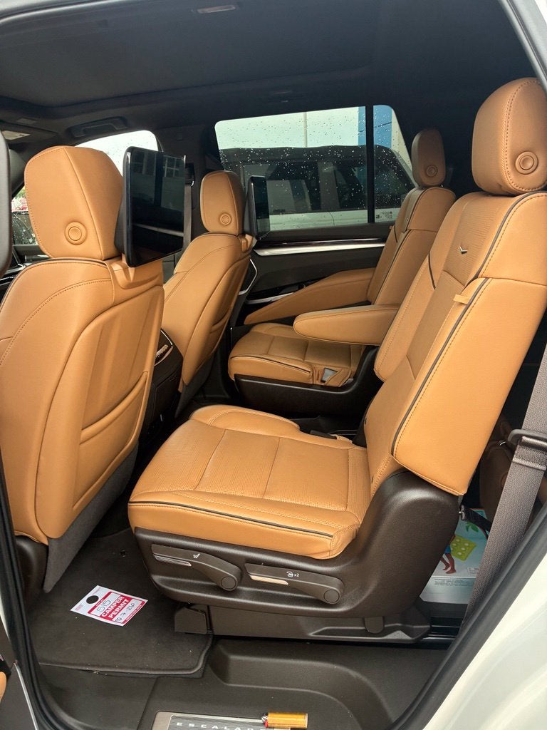 2025 Cadillac Escalade Premium Luxury