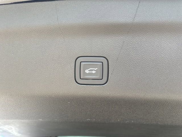 2025 Cadillac Escalade ESV Premium Luxury