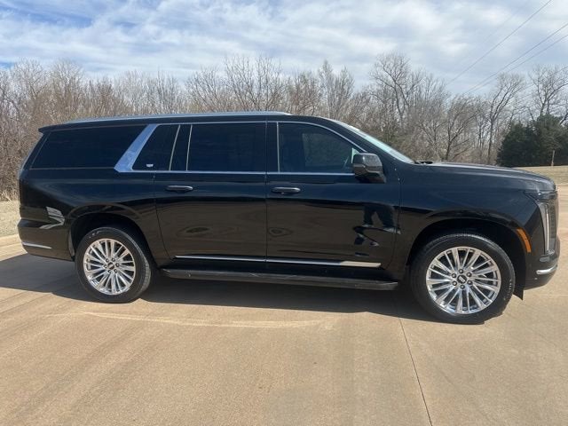 2025 Cadillac Escalade ESV Premium Luxury