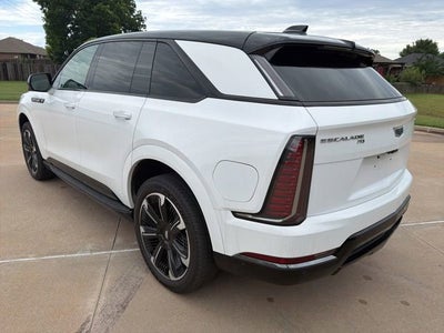 2025 Cadillac ESCALADE IQ Sport 2