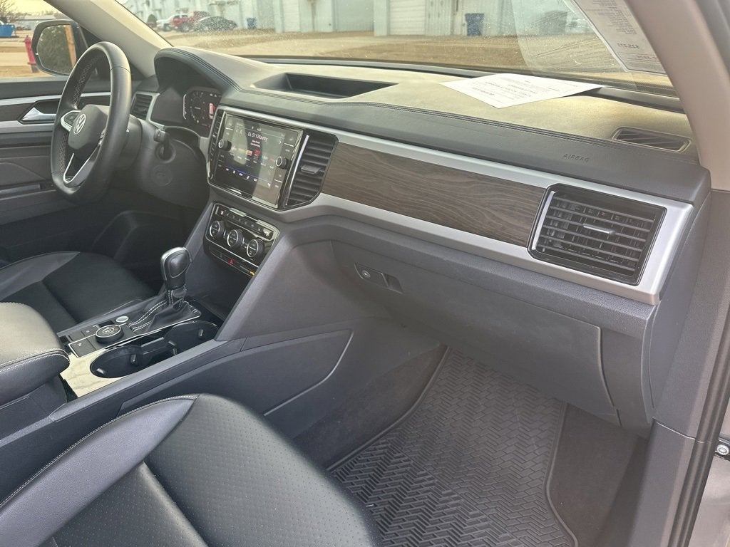 2022 Volkswagen Atlas 3.6L V6 SE w/Technology