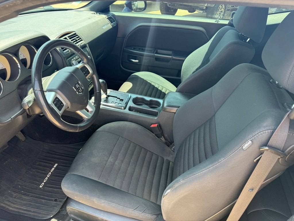 2014 Dodge Challenger SXT