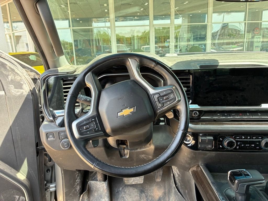 2024 Chevrolet Silverado 1500 LT