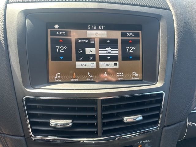 2019 Lincoln MKT Base