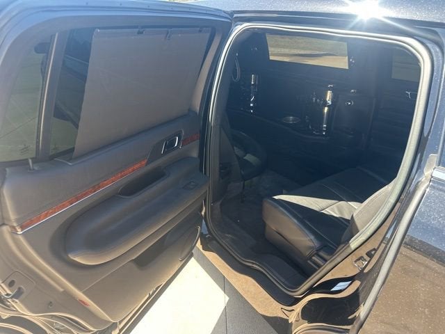 2019 Lincoln MKT Base