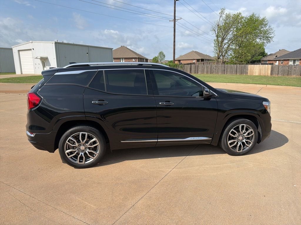 2022 GMC Terrain Denali