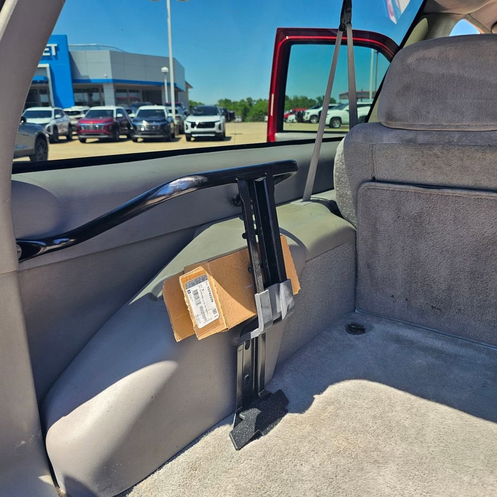 1997 Chevrolet Tahoe Base