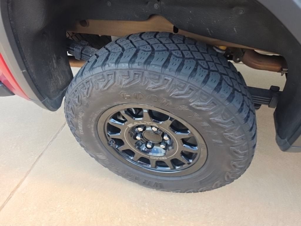 2023 GMC Sierra 1500 AT4X