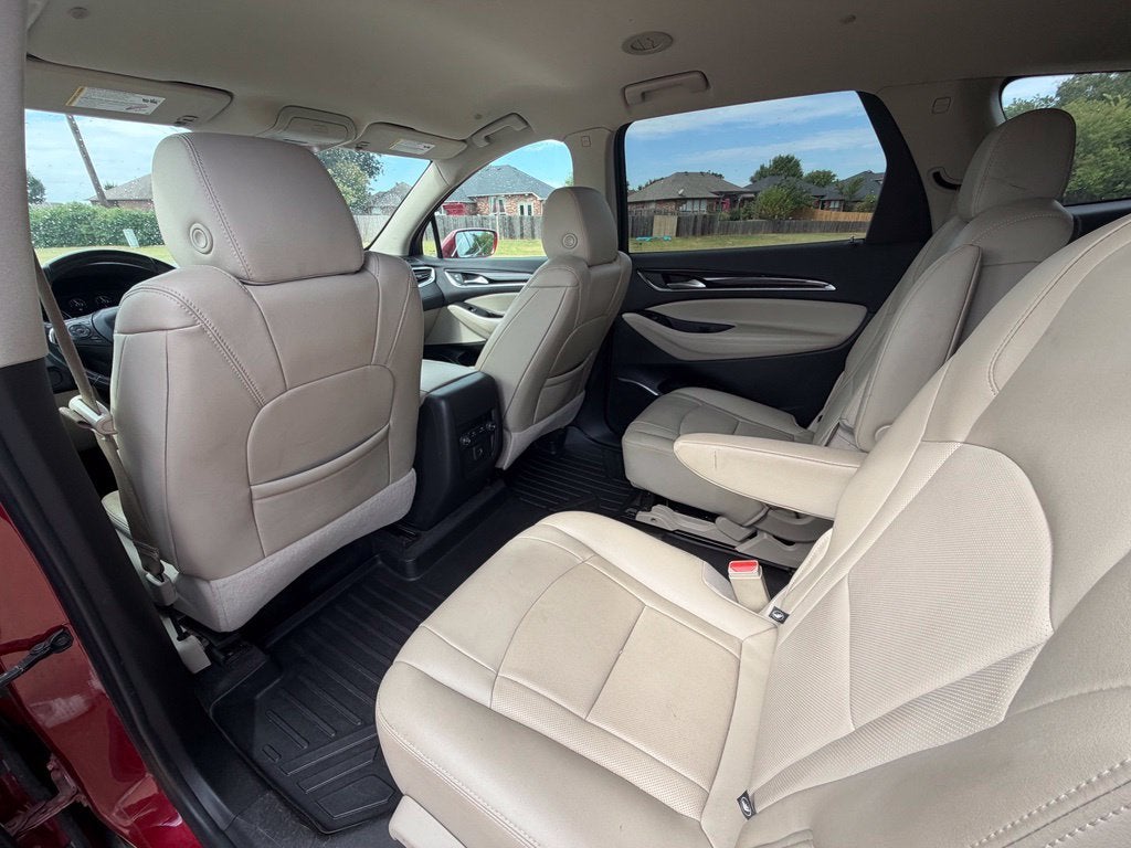 2020 Buick Enclave Essence