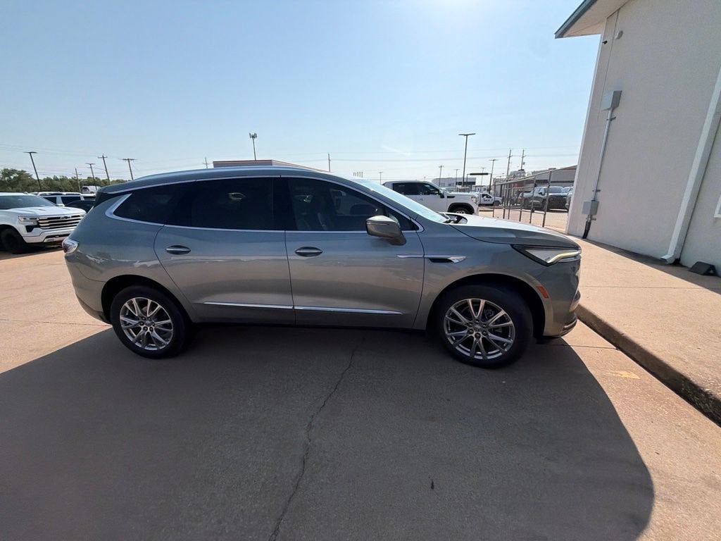 2023 Buick Enclave Premium