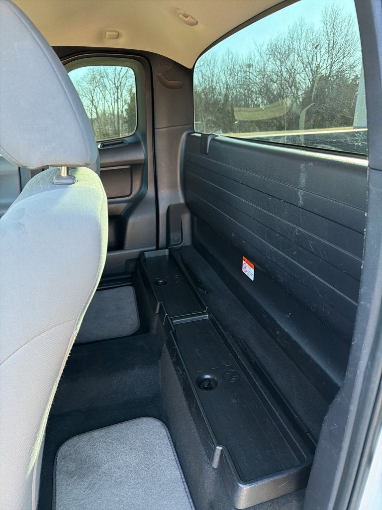 2016 Toyota Tacoma SR