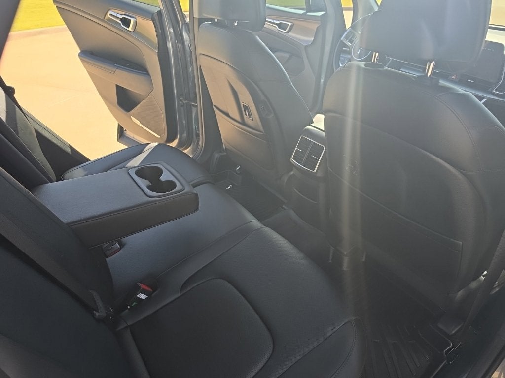 2025 Kia SPORTAGE Base