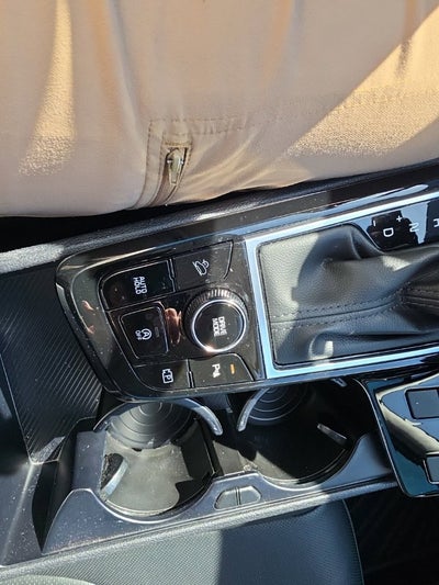 2025 Kia SPORTAGE Base