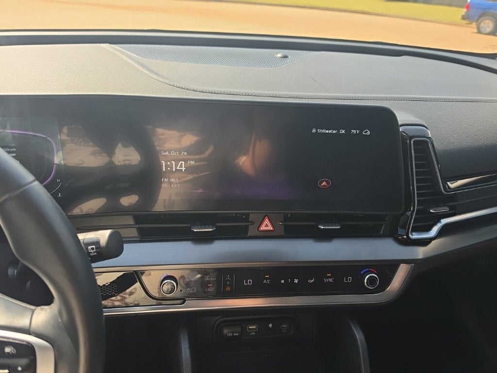 2025 Kia SPORTAGE Base