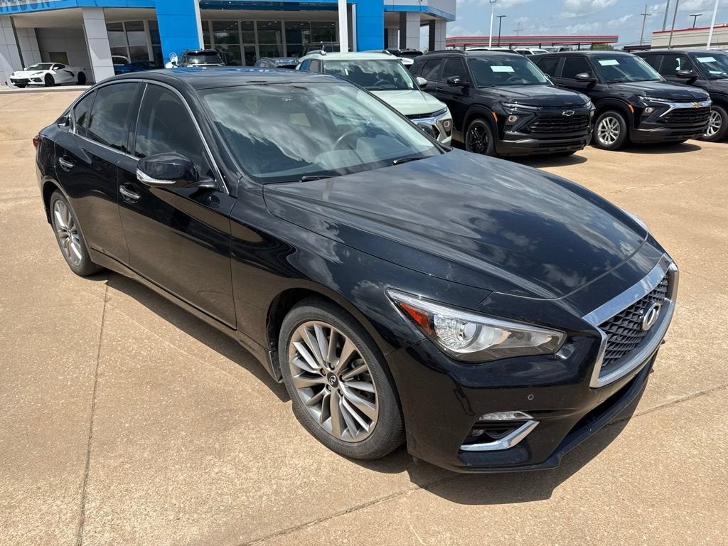 2023 INFINITI Q50 LUXE