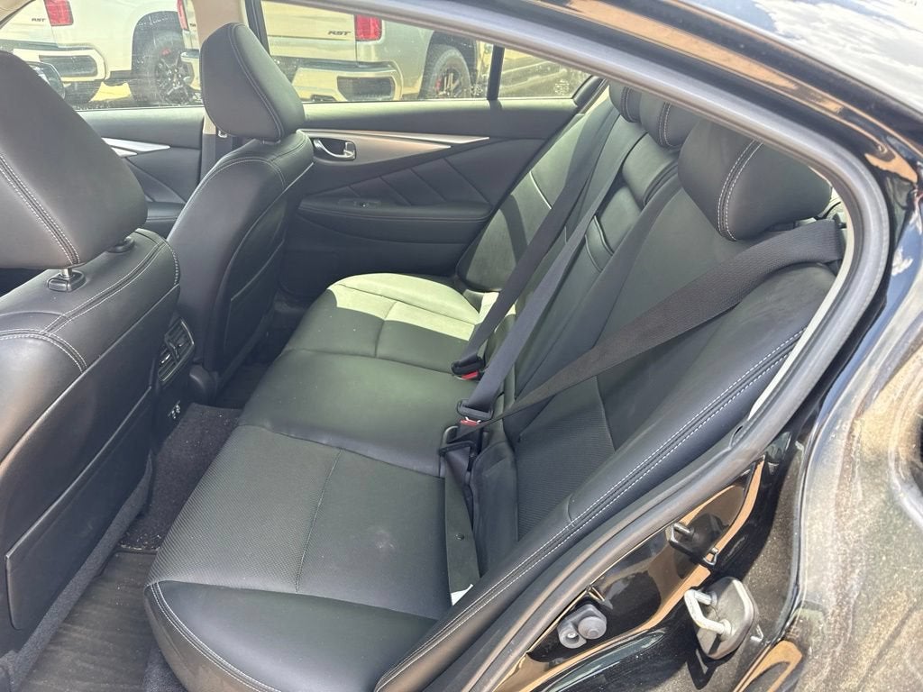 2023 INFINITI Q50 LUXE