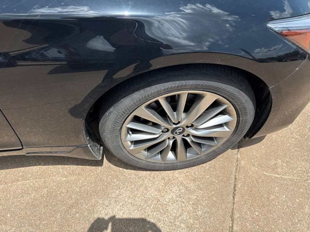 2023 INFINITI Q50 LUXE