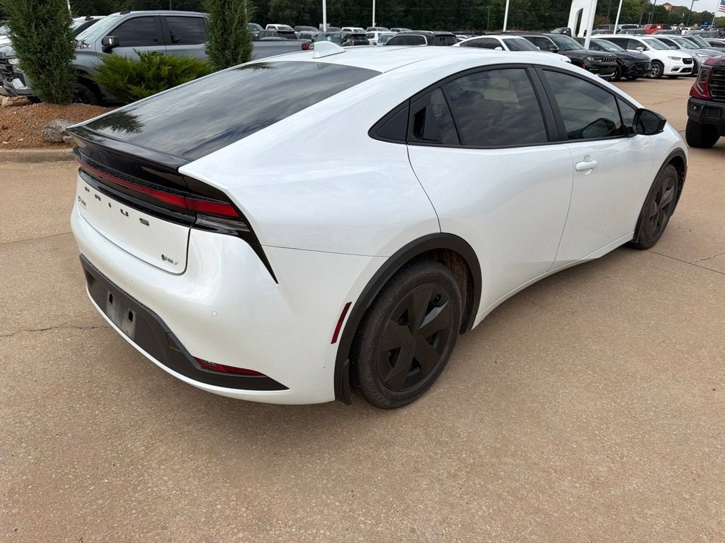 2025 Toyota Prius LE