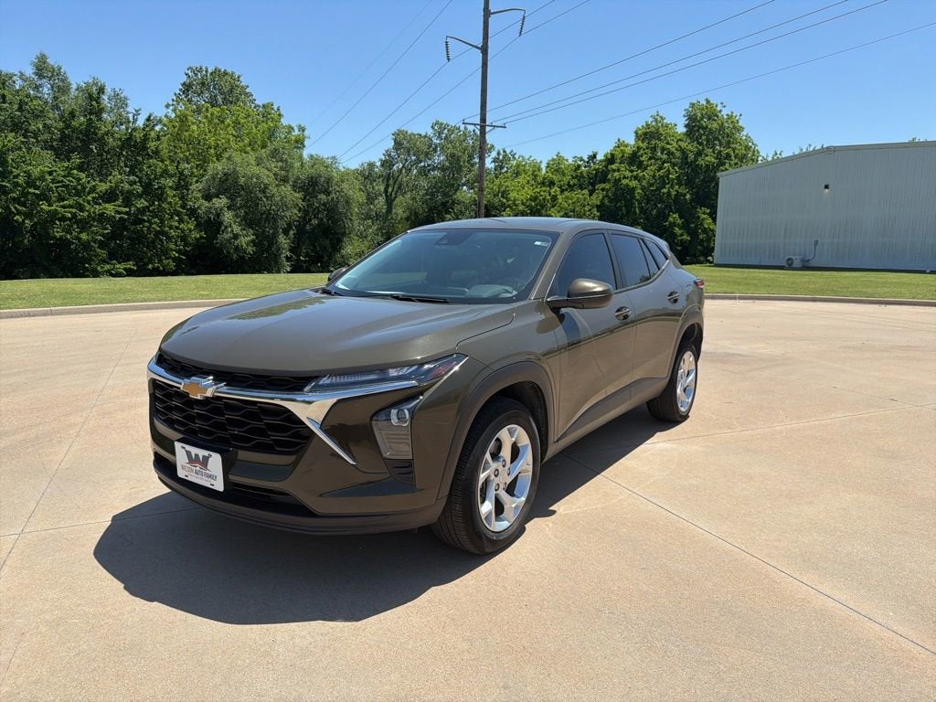 2024 Chevrolet Trax LS