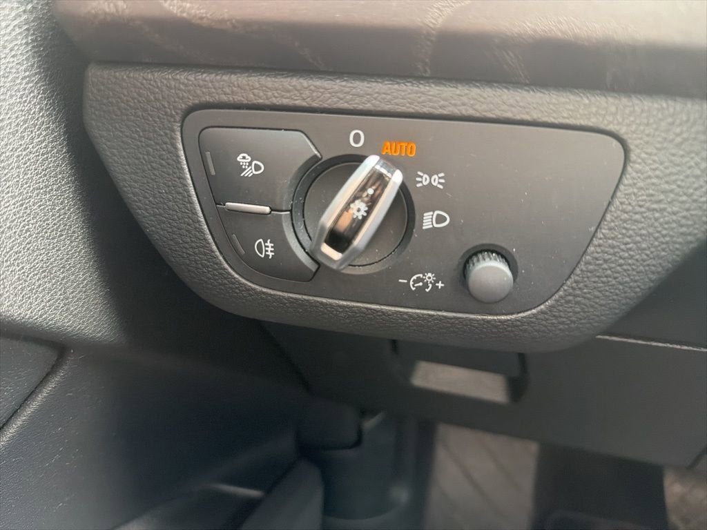 2018 Audi Q5 Premium